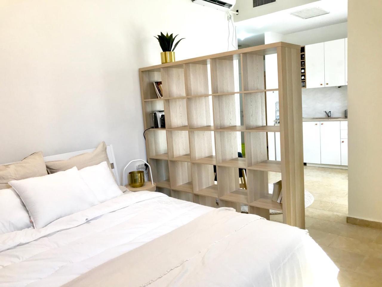 Bright And Spacious Loft By The Sea With Bomb Shelter Tel Aviv Exterior foto