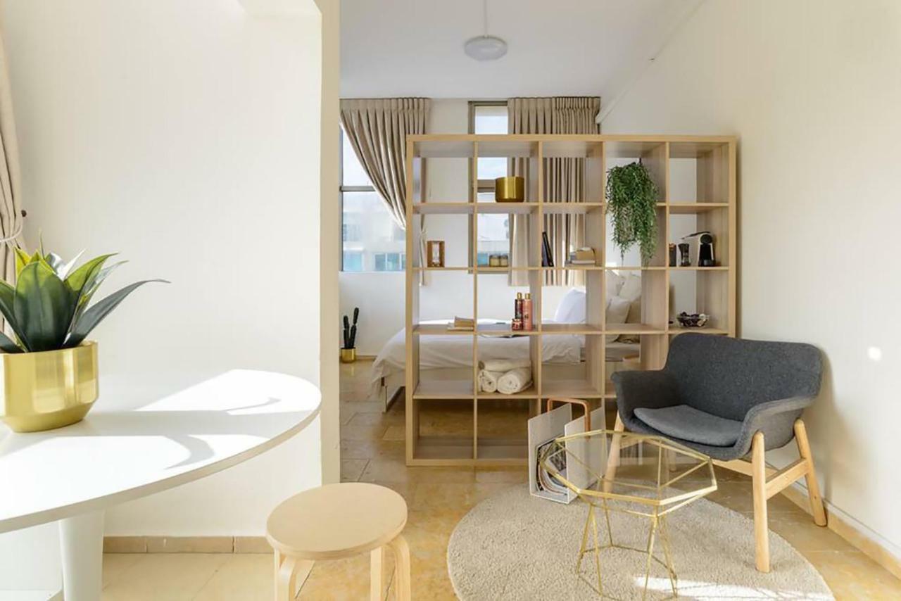 Bright And Spacious Loft By The Sea With Bomb Shelter Tel Aviv Exterior foto